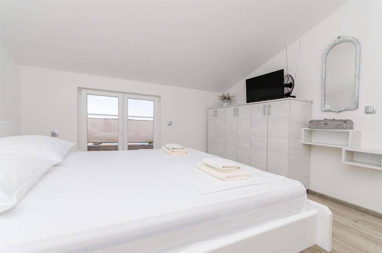 Apartment Ljubica Okrug Gornji Bagian luar foto